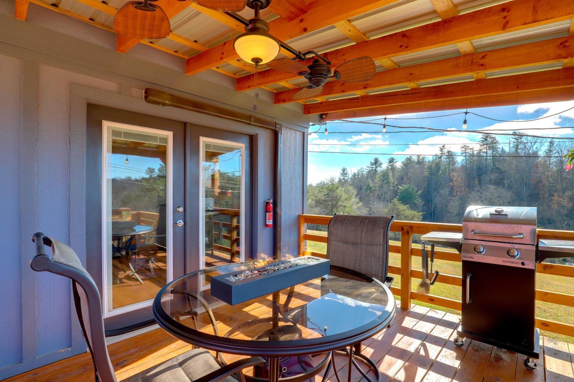 Marshall Studio With Loft, Hot Tub And Views! Exterior foto
