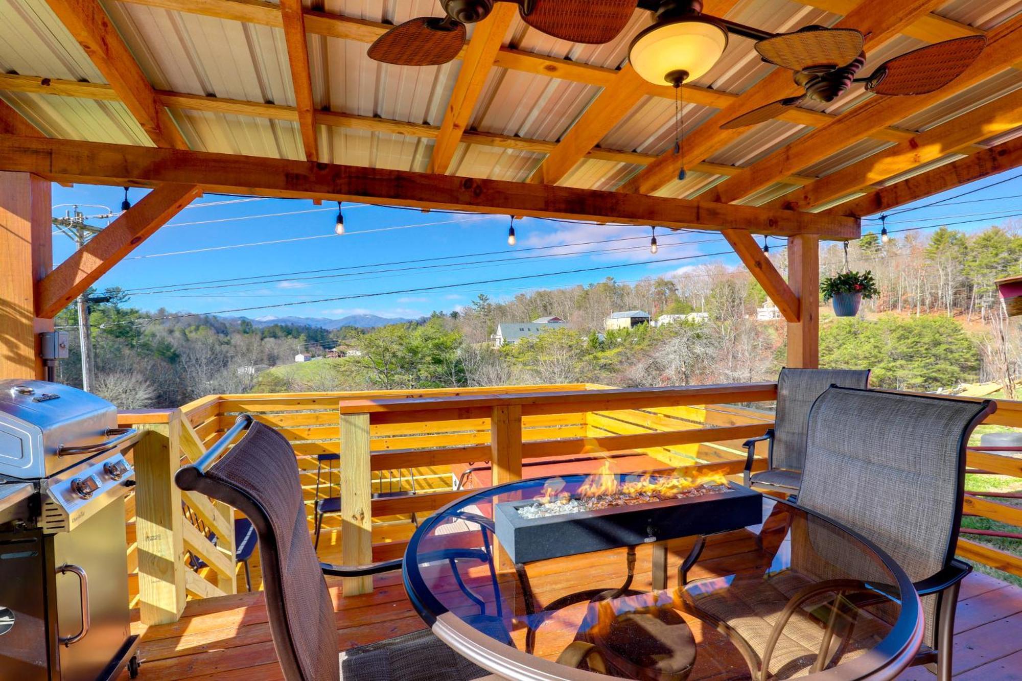 Marshall Studio With Loft, Hot Tub And Views! Exterior foto